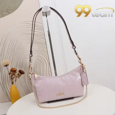 COACH | Item ID: 04521