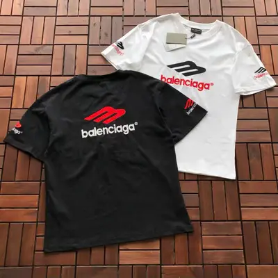 BALENCIAGA T-Shirt