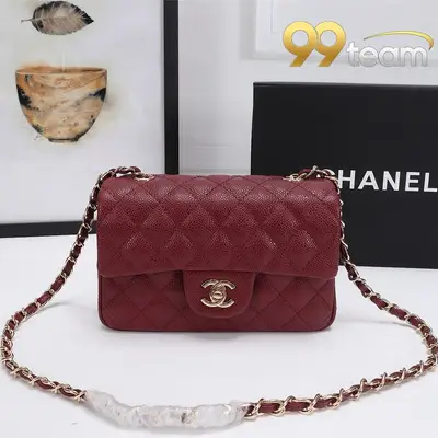 CHANEL | Item ID: 01370