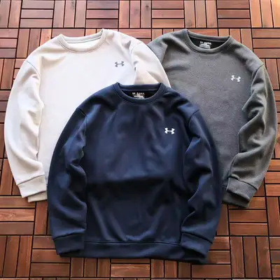 UNDER ARMOUR Sweater