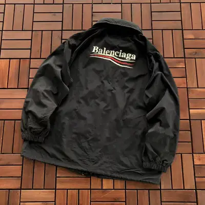 BALENCIAGA Jacke