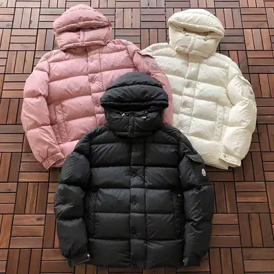 MONCLER Jacke