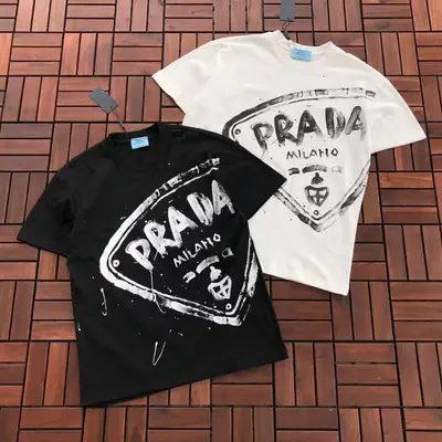 PRADA T-Shirt
