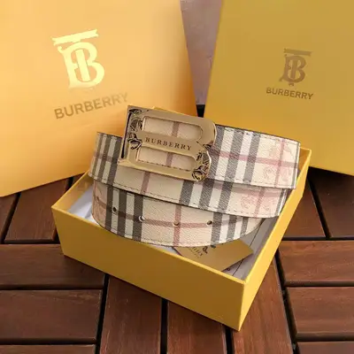 BURBERRY Gürtel