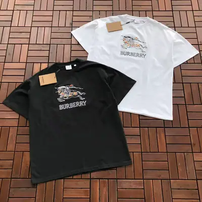BURBERRY T-Shirt
