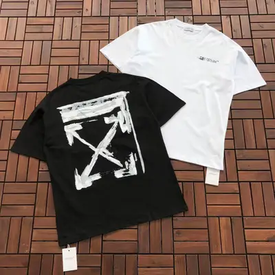 OFF-WHITE T-Shirt