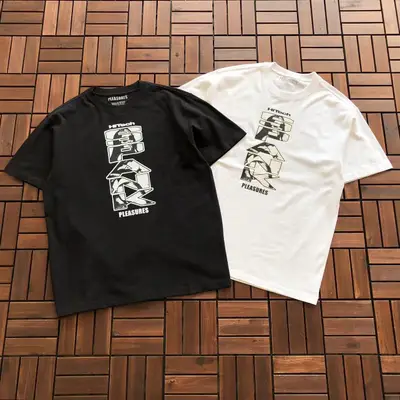 PLEASURES T-Shirt