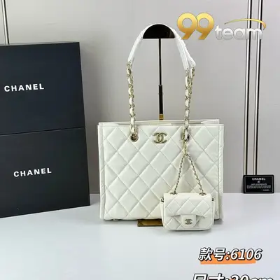 CHANEL | Item ID: 00441