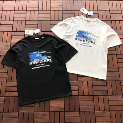 BURBERRY T-Shirt