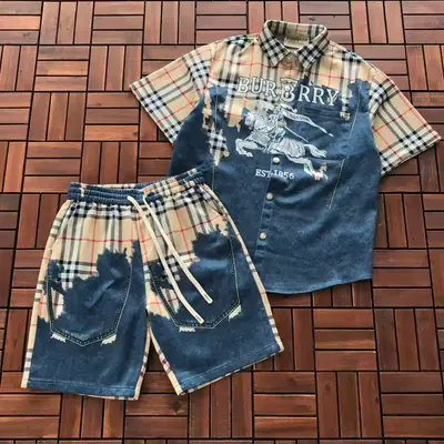 BURBERRY T-Shirt
