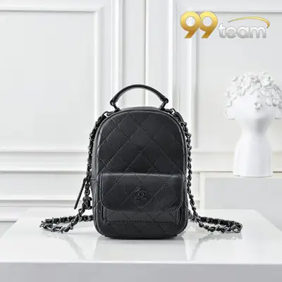 CHANEL | Item ID: 02678