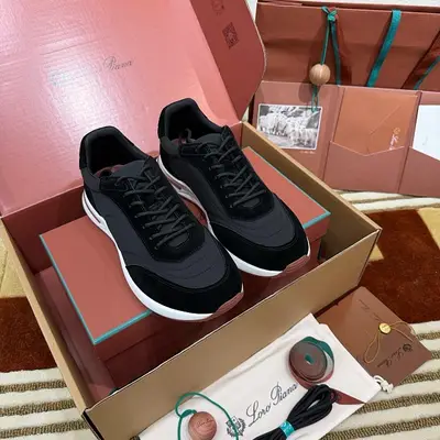 LORO PIANA