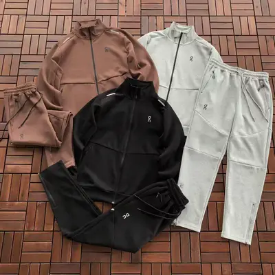 ON RUNNING Sweater