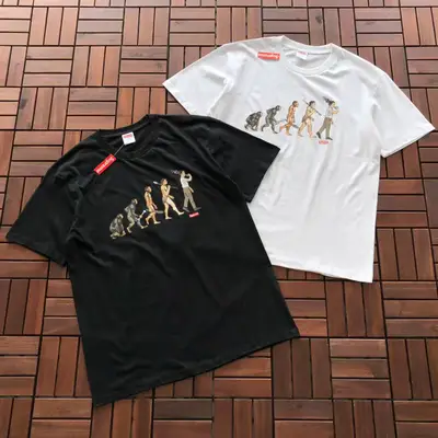 SUPREME T-Shirt