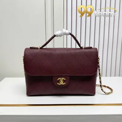 CHANEL | Item ID: 02234