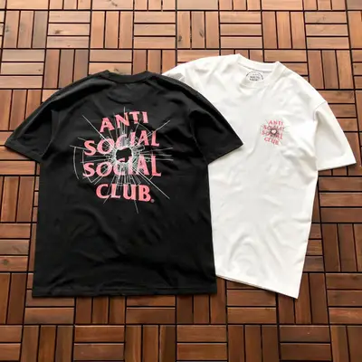 ANTI SOCIAL SOCIAL CLUB T-Shirt