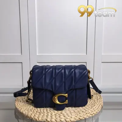 COACH | Item ID: 04865