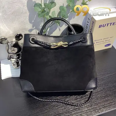 BOTTEGA VENETTA | Item ID: 20833