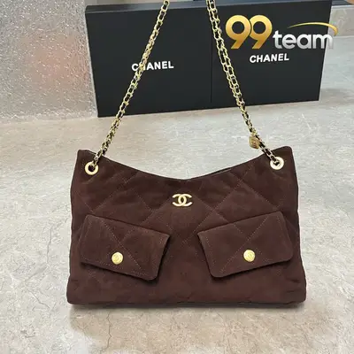 CHANEL | Item ID: 02433