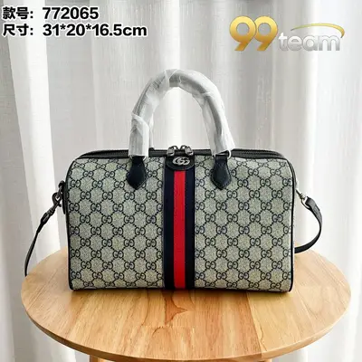 GUCCI | Item ID: 16104