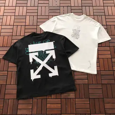 OFF-WHITE T-Shirt