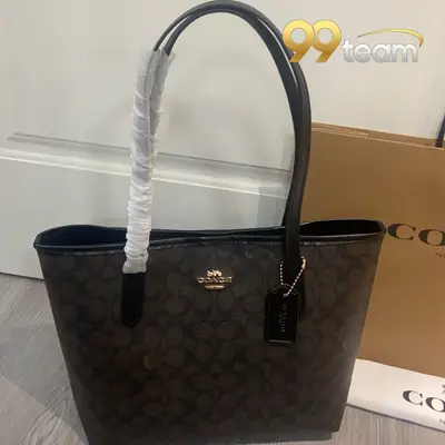 COACH | Item ID: 04442
