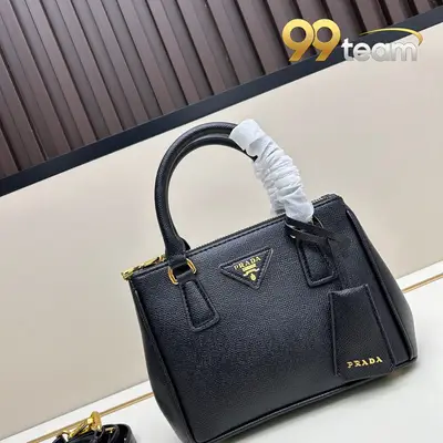 PRADA | Item ID: 09494