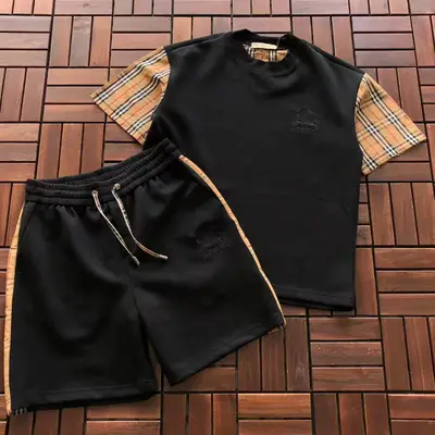 BURBERRY T-Shirt
