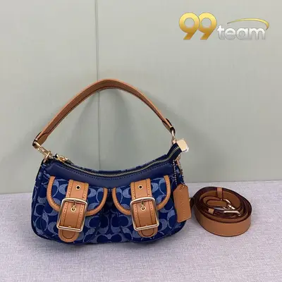 COACH | Item ID: 04943