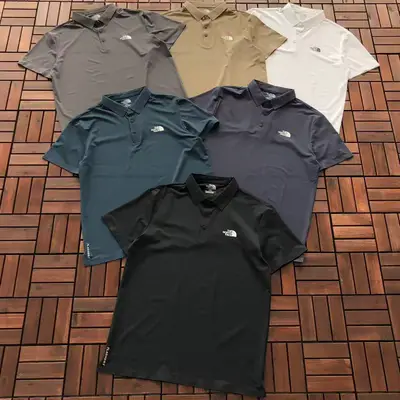 THE NORTH FACE T-Shirt