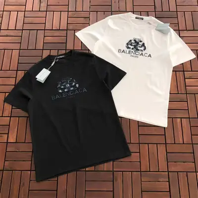 BALENCIAGA T-Shirt