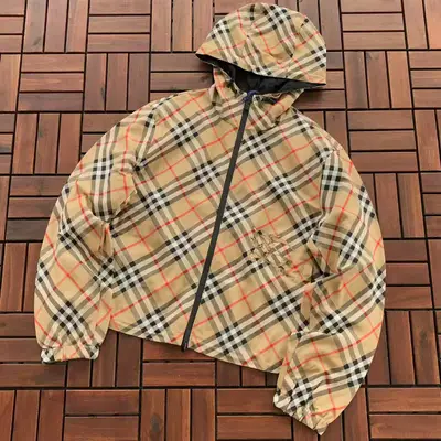 BURBERRY Jacke