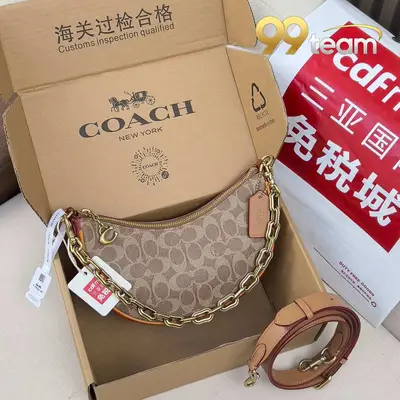COACH | Item ID: 05178