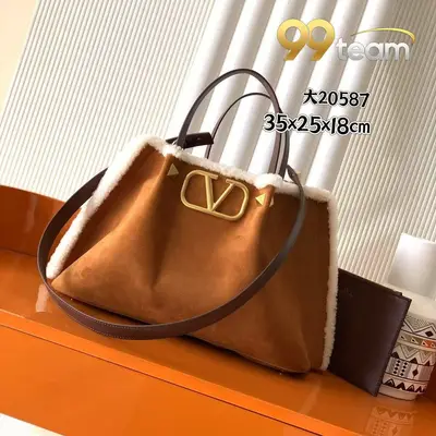 VALENTINO | Item ID: 18821