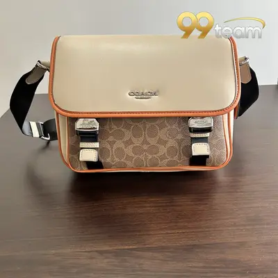 COACH | Item ID: 04623