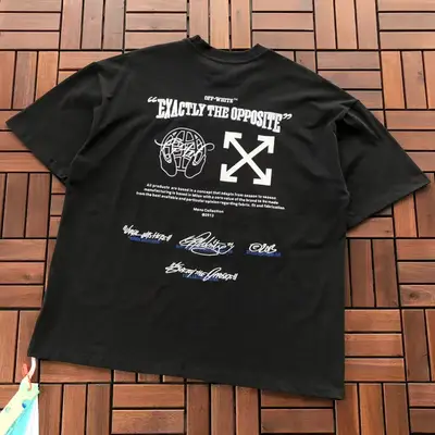 OFF-WHITE T-Shirt