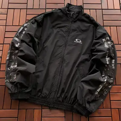 BALENCIAGA Jacke