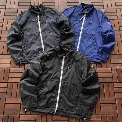 MONCLER Jacke