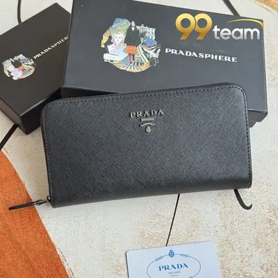 PRADA | Item ID: 08261