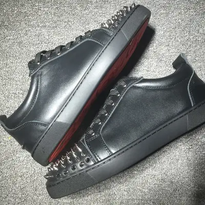 LOUBOUTINS