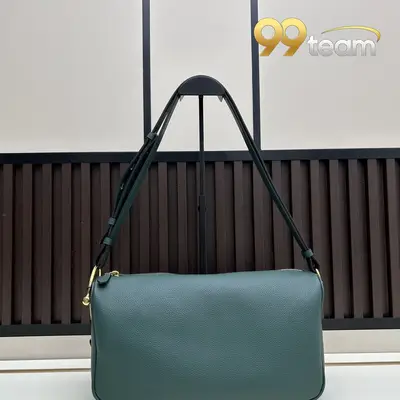GUCCI | Item ID: 17211