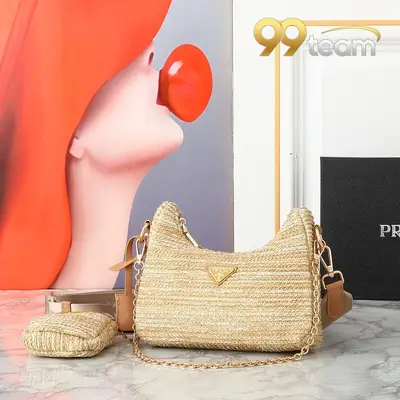 PRADA | Item ID: 08945