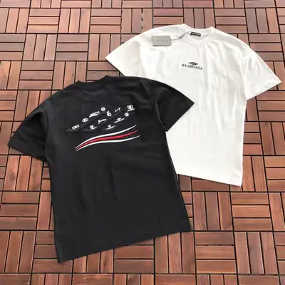 BALENCIAGA T-Shirt