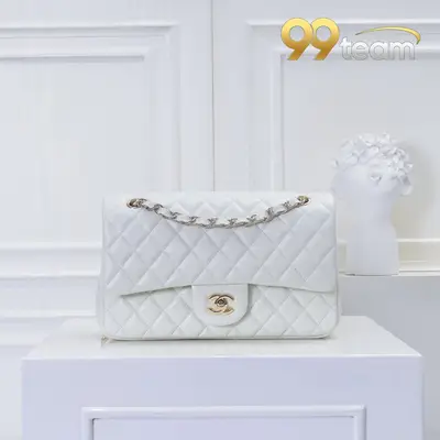 CHANEL | Item ID: 02748