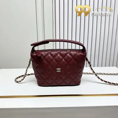 CHANEL | Item ID: 02144