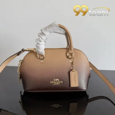 COACH | Item ID: 04365
