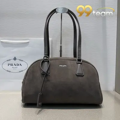 PRADA | Item ID: 09460