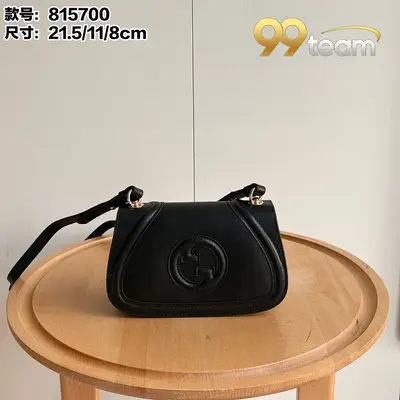 GUCCI | Item ID: 16329