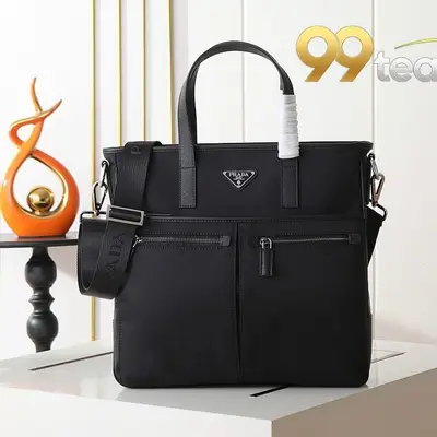 PRADA | Item ID: 08369