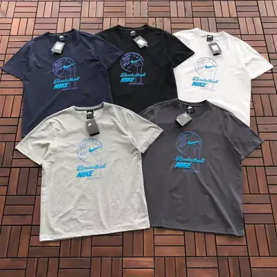 NIKE T-Shirt